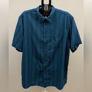 Haggar Clothing Men’s XXL Blue Striped Short Sleeve Button Front Shirt Casual